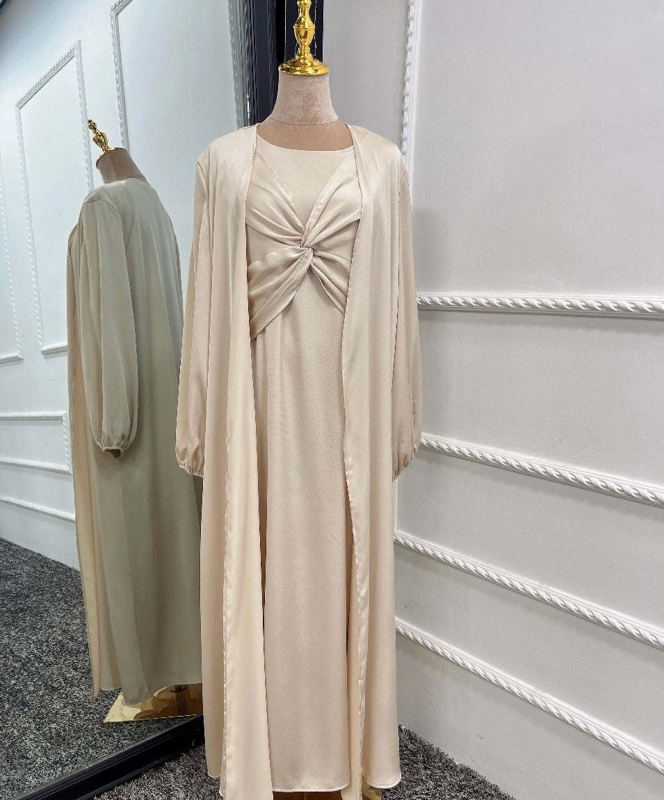 Farishta Abaya