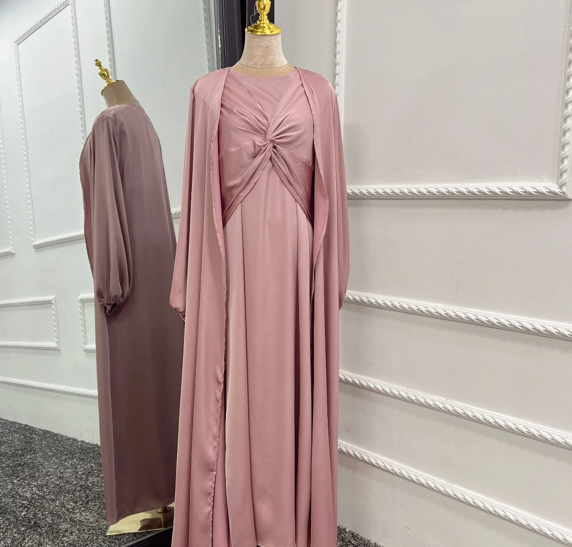 Farishta Abaya